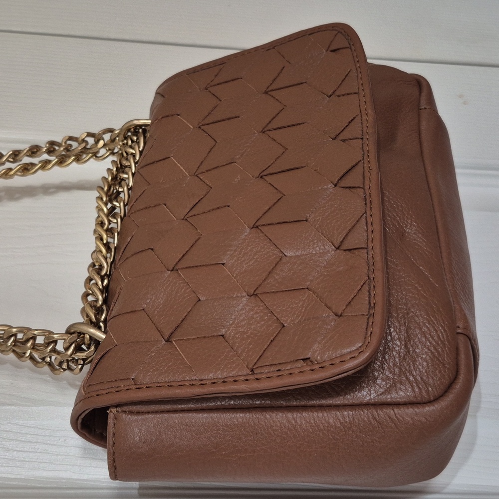 FREE Great American Leatherworks Brown Quilted Chain Strap Shoulder Bag - Picture 3 of 14